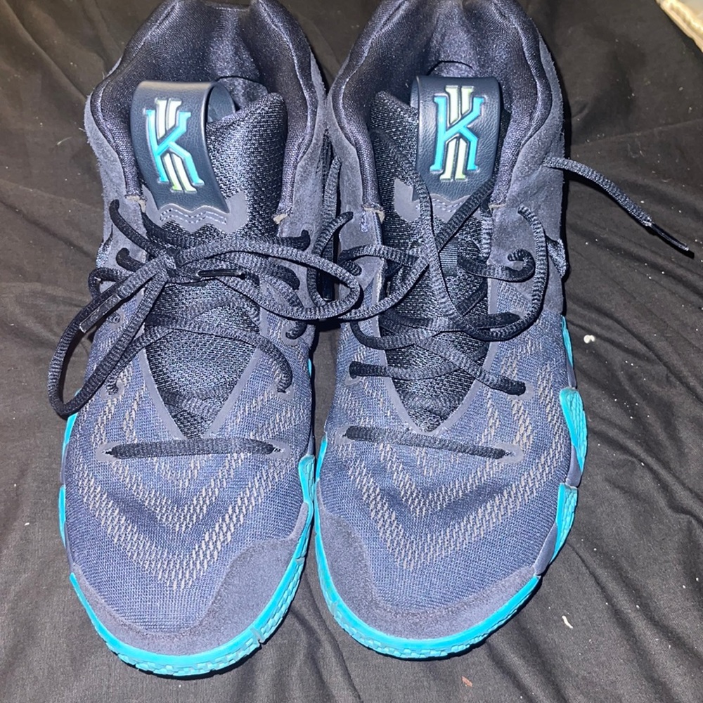 Nike kyrie 4